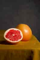 Free photo grapefruit still life in baroque style