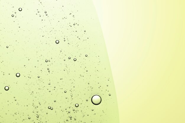 水の壁紙の緑の抽象的な背景オイルバブル