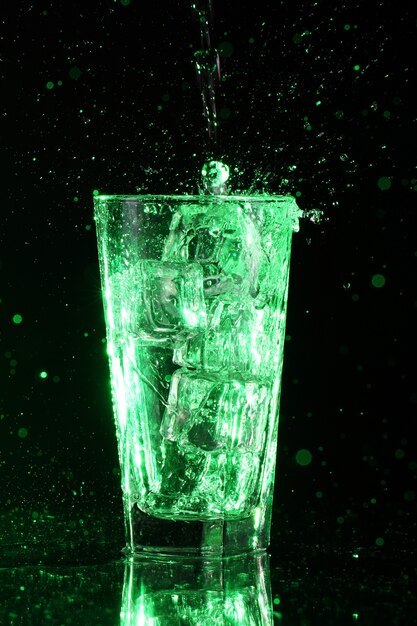 Зеленый кислотный коктейль