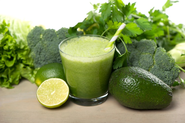 Green detox smoothie. Smoothie recipes for a fast weight loss