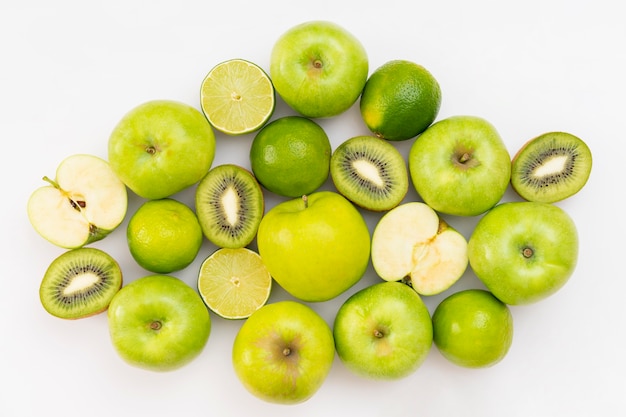 녹색 과일 배열