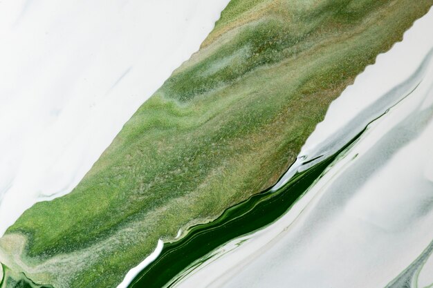 緑の液体大理石の背景抽象的な流れるテクスチャ実験アート