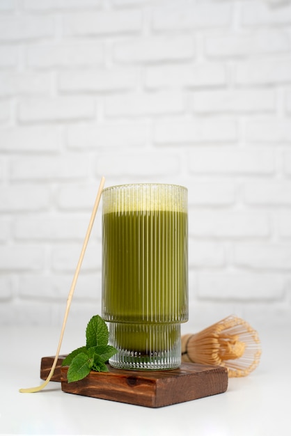 Free photo green matcha tea still life