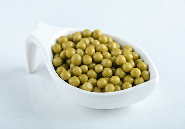 Green peas on bowl
