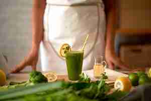 Free photo green smoothie