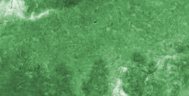 Зеленая акварель текстуры на переработанной бумаге