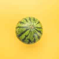 Free photo green whole ripe watermelon