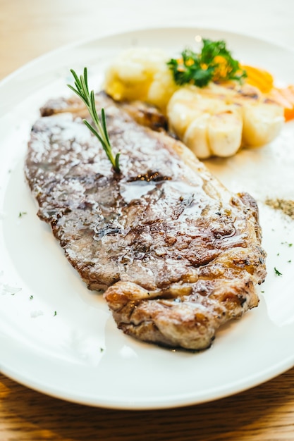 Grilled beef meat steak with vegetable