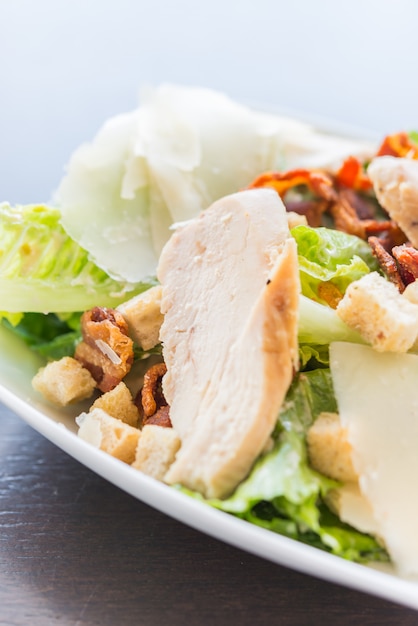 Grilled chicken salad - healthy food