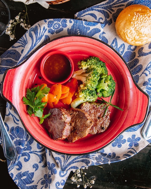 野菜と肉のグリルトップビュー