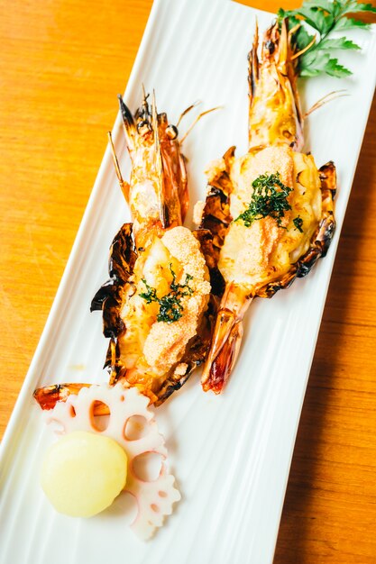 Grilled prawn or shrimp with sauce