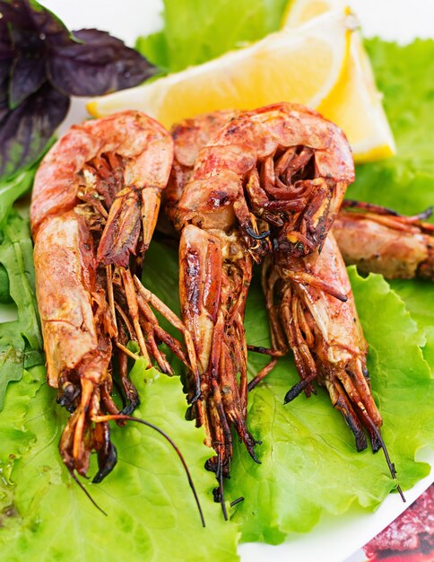 Grilled Tiger shrimps in ginger-garlic marinade