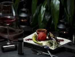 Free photo grilled vegetables served with lavash and species