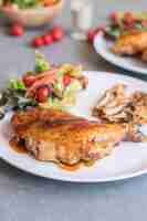 Free photo grilles chicken steak with teriyaki sauce