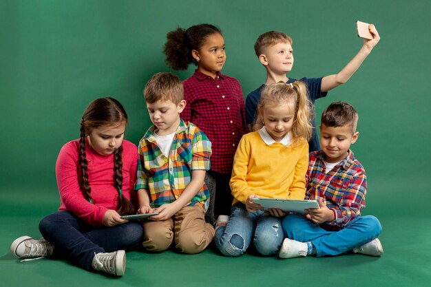 Group of childrens taking selfie