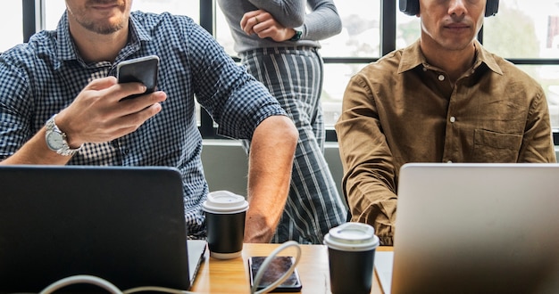 Free photo group of diverse people having a business meeting