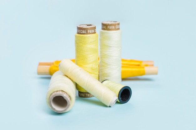 Free photo group of yellow thread reals