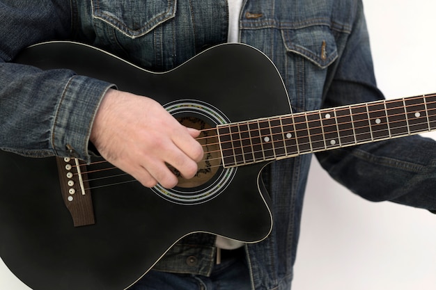 Foto gratuita musica per chitarra all'aperto