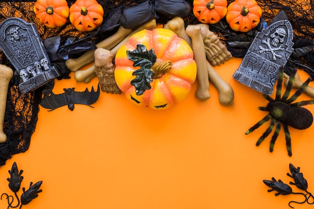 Free photo halloween background with space and spider