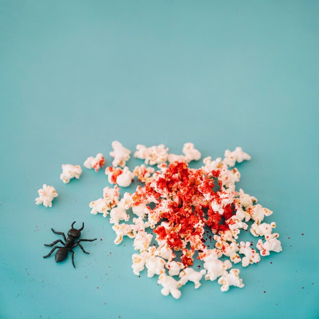 Foto gratuita concetto di halloween con il popcorn