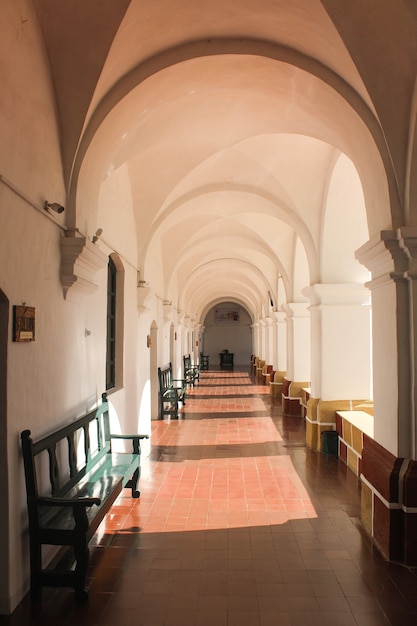 Free photo hallway of an abbey