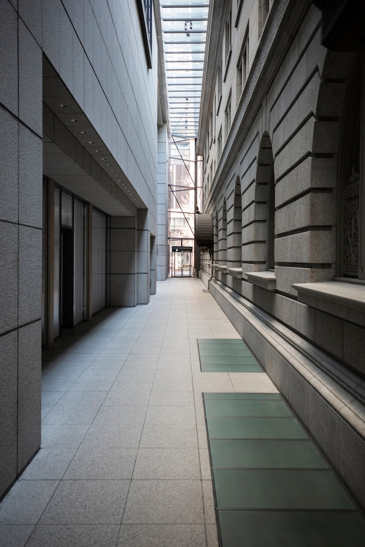 Free Photo hallway of a building