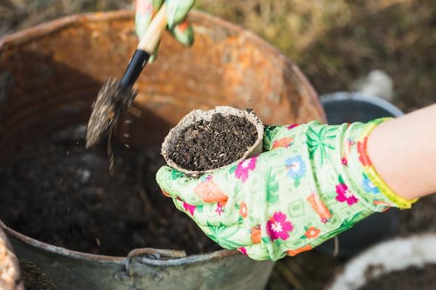 Hands planting