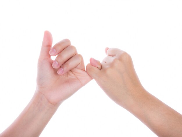 Руки герметизирующие обещание с маленькими пальцами
