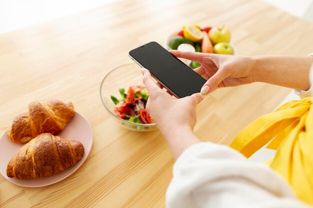 Swipe And Savor Style Bliss