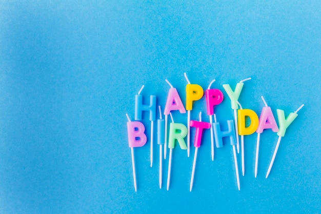 무료 사진 촛불에서 생일 축하 글