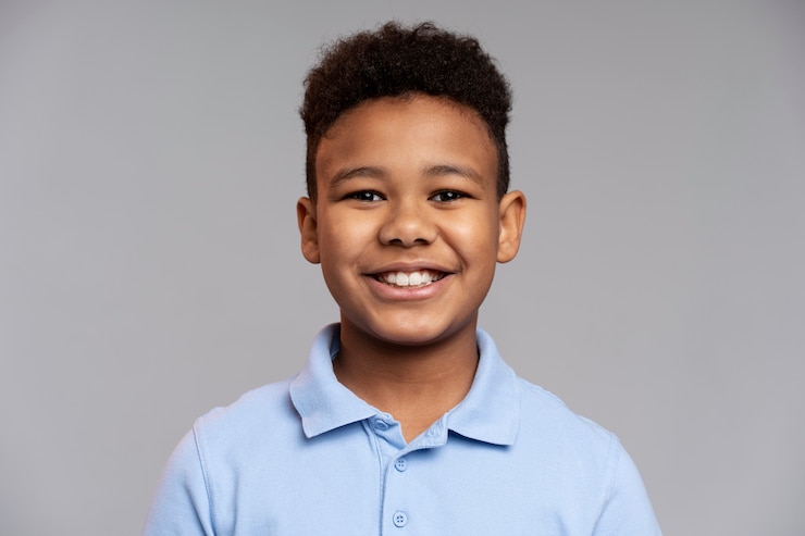 Free Photo happy boy with adorable smile