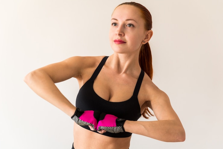 Free Photo happy cool caucasian sporty woman