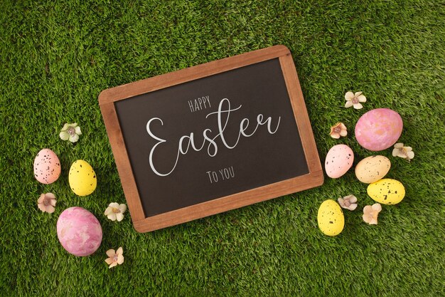 Счастливой Пасхи деревянный знак с яйцами и цветами