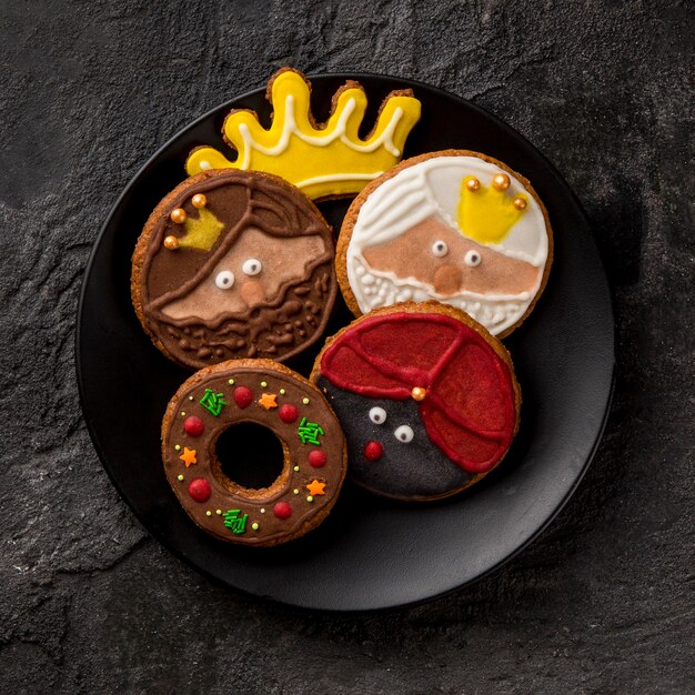 Happy epiphany tasty biscuits flat lay
