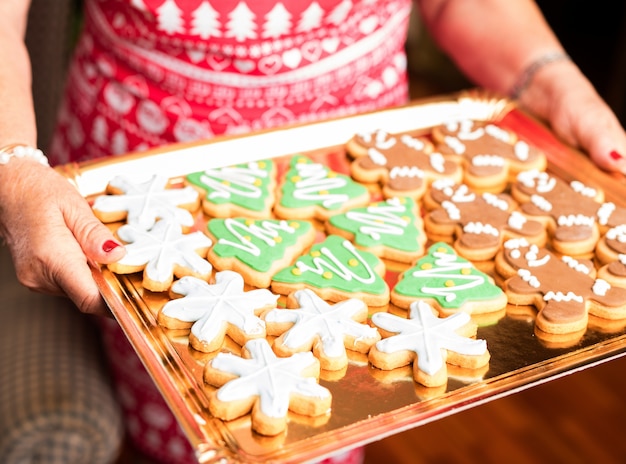 クリスマスにクッキートレイとの幸せな家庭