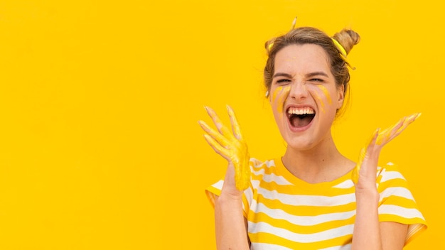 Free photo happy  woman with painted palms