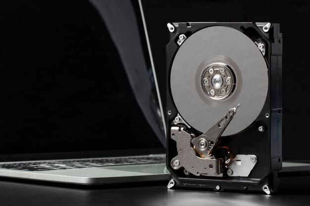 Hard drive components and laptop