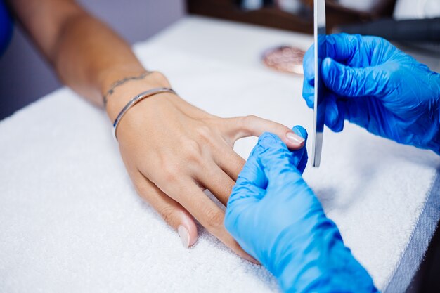 Hardware manicure process