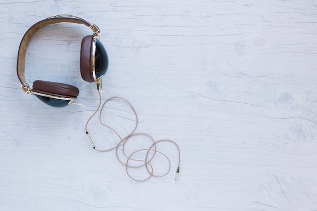 Free photo headphones on white background