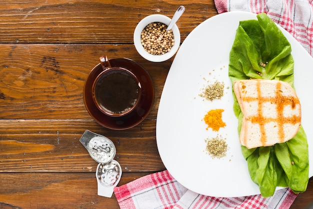 Composizione sana colazione