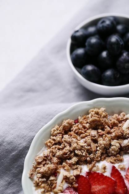 Healthy breakfast with cereals and fruits