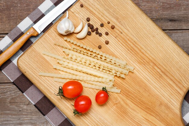 ヘルシーな食事、ハードな小麦の麺