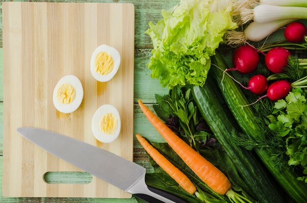 Healthy ingredients included in a salad