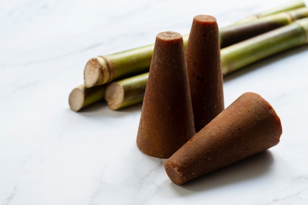 Free photo healthy jaggery still life arrangement