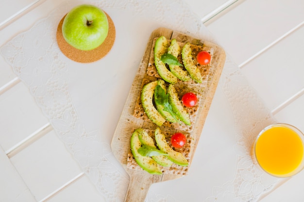 Healthy tasty snacks for morning meals