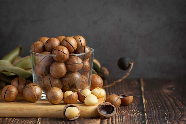 Free Photo heap of macadamia raw seed