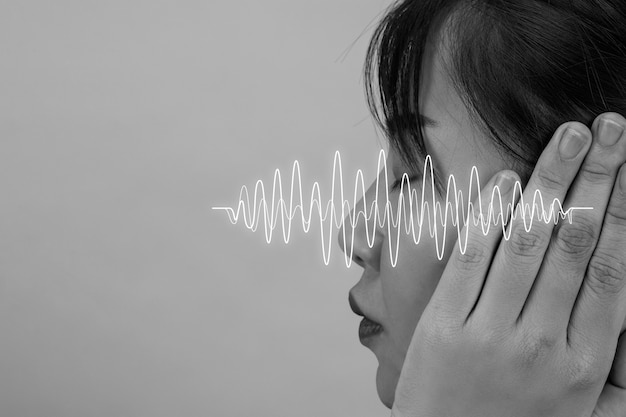 Foto gratuita progettazione del collage di problemi di udito