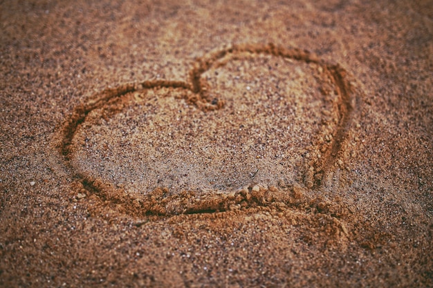 Сердце обращается в песок