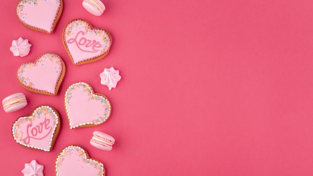 Free photo heart-shaped cookies and meringue for valentines day