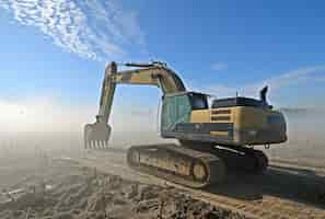 Free photo heavy machinery used in construction industry and engineering